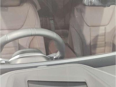 2025 BMW 3 SERIES photo 6