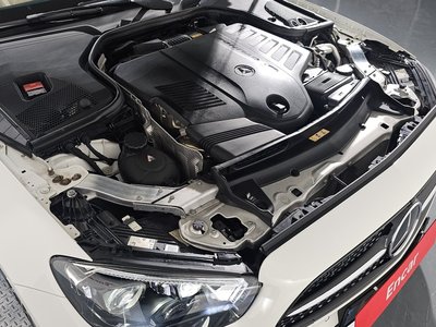 MERCEDES-BENZ E-CLASS - 7