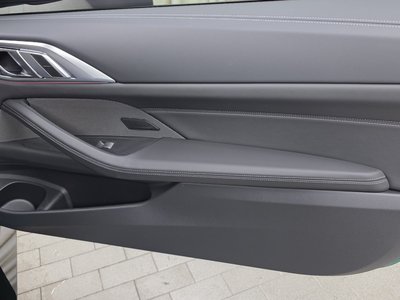 صورة مصغرة 15 لـ 2026 BMW M4