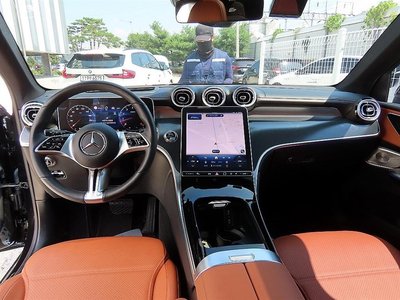 صورة 5 لـ 2025 Mercedes-BENZ GLC
