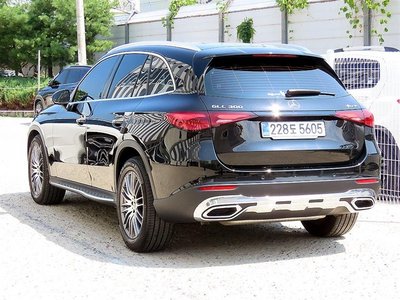 صورة 4 لـ 2025 Mercedes-BENZ GLC