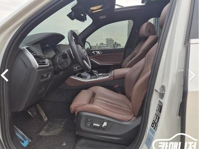 2022 BMW X5 — миниатюра 11