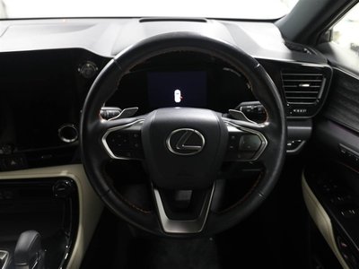 2022 Lexus NX — миниатюра 24