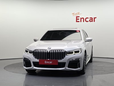 BMW 7 SERIES - 2