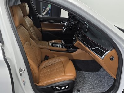 صورة مصغرة 11 لـ 2021 BMW 7 SERIES