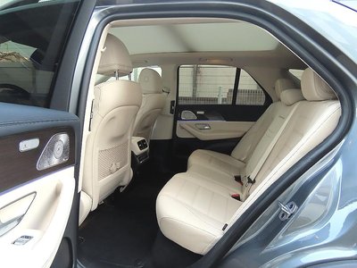 MERCEDES-BENZ GLE - 10