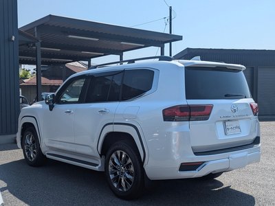 صورة مصغرة 18 لـ 2025 Toyota LAND CRUISER 300