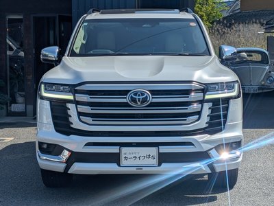 2025 Toyota LAND CRUISER 300 照片 2