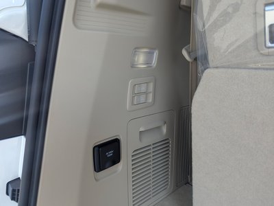 صورة مصغرة 24 لـ 2025 Toyota LAND CRUISER 300