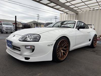 TOYOTA SUPRA - 1