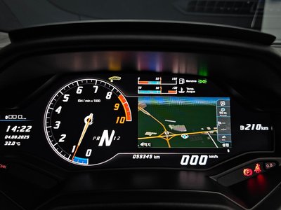 LAMBORGHINI HURACAN - 8