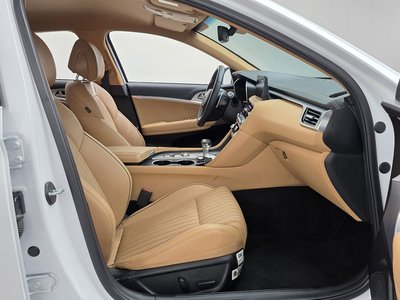 2023 Genesis THE NEW G70 — миниатюра 16
