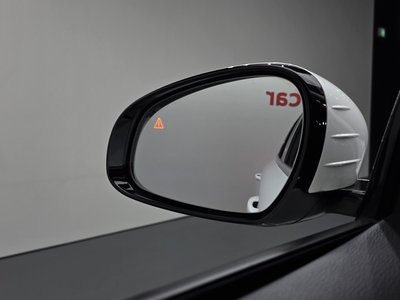 2023 Genesis THE NEW G70 — миниатюра 19