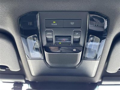 TOYOTA LAND CRUISER - 7