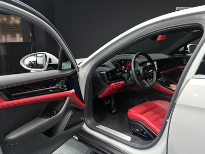 PORSCHE PANAMERA - 10