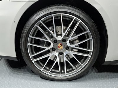 PORSCHE PANAMERA - 6