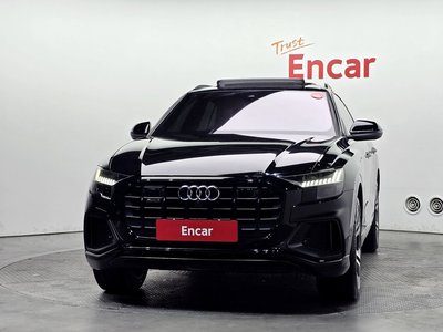 2023 AUDI Q8 photo 2