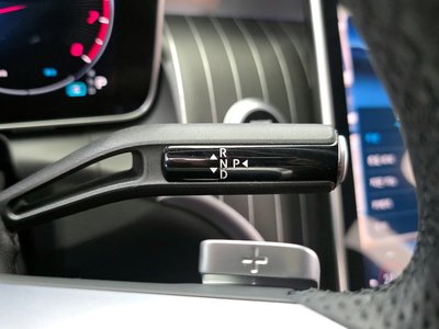 MERCEDES-BENZ GLC - 9