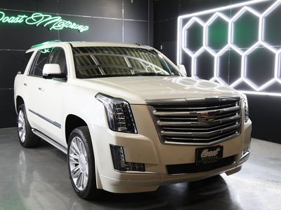 CADILLAC ESCALADE - 6