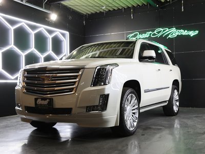 CADILLAC ESCALADE - 10
