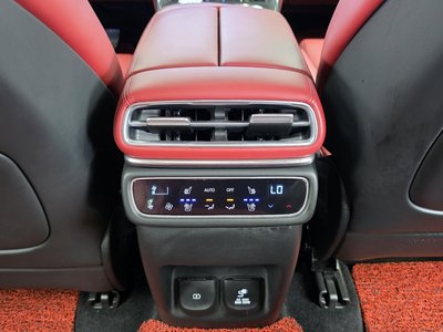 صورة مصغرة 25 لـ 2023 Genesis GV80 COUPE