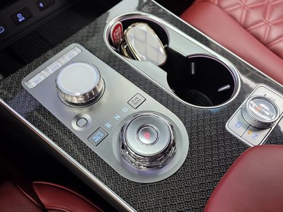صورة مصغرة 12 لـ 2023 Genesis GV80 COUPE