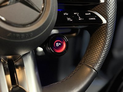 MERCEDES-BENZ GT AMG - 10