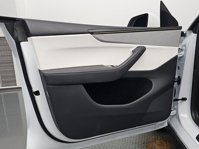 2025 Tesla MODEL Y thumbnail 14