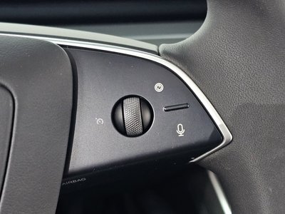 2025 Tesla MODEL Y thumbnail 21