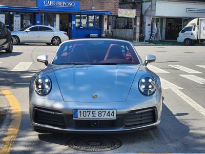 PORSCHE 911 - 1