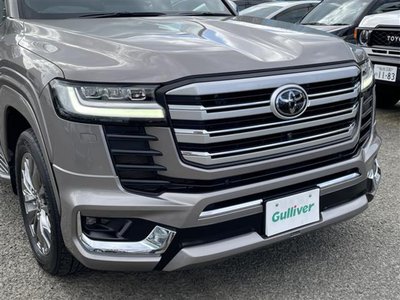 TOYOTA LAND CRUISER 300 - 9