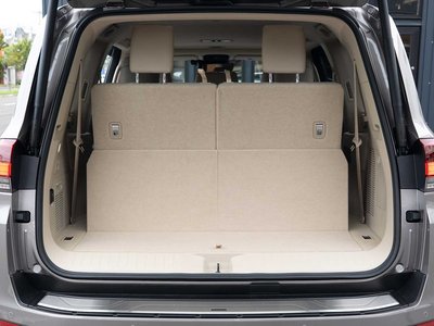 2025 Toyota LAND CRUISER 300 — миниатюра 22