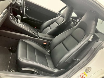 PORSCHE 718 CAYMAN - 6