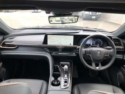 TOYOTA CROWN SPORT - 4