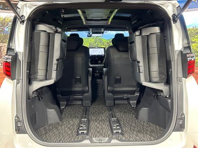 صورة مصغرة 11 لـ 2024 Toyota ALPHARD