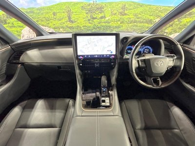 2024 Toyota ALPHARD photo 2