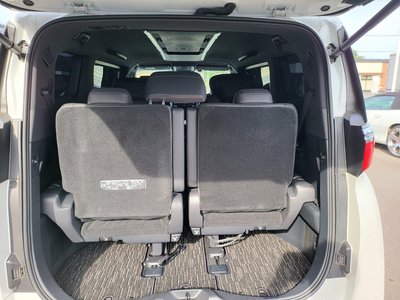 TOYOTA ALPHARD - 7