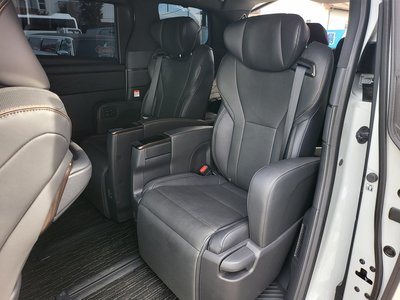 TOYOTA ALPHARD - 8