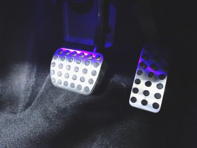 MERCEDES-BENZ CLA AMG - 9