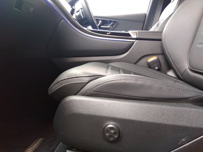 صورة مصغرة 36 لـ 2025 Mercedes-BENZ GLC