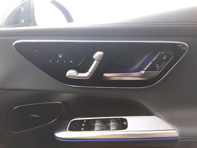 صورة مصغرة 25 لـ 2025 Mercedes-BENZ GLC
