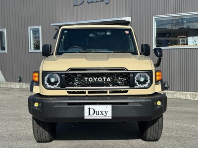 TOYOTA LAND CRUISER 70 - 6