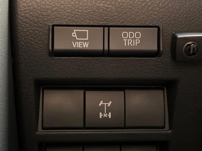 2023 Toyota LAND CRUISER 300 — миниатюра 64