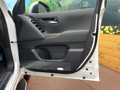 2023 Toyota LAND CRUISER 300 — миниатюра 38