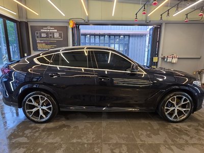 BMW X6 - 1