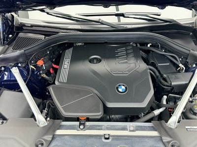 2025 BMW X4 photo 7