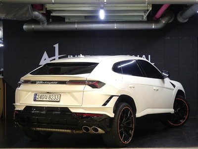 صورة 3 لـ 2024 Lamborghini URUS