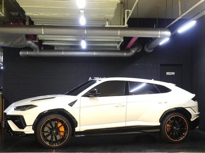 صورة 2 لـ 2024 Lamborghini URUS
