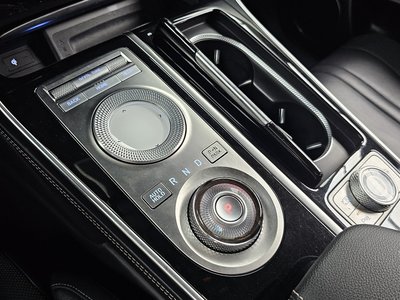 2022 Genesis GV80 thumbnail 13