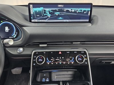 2022 Genesis GV80 thumbnail 19